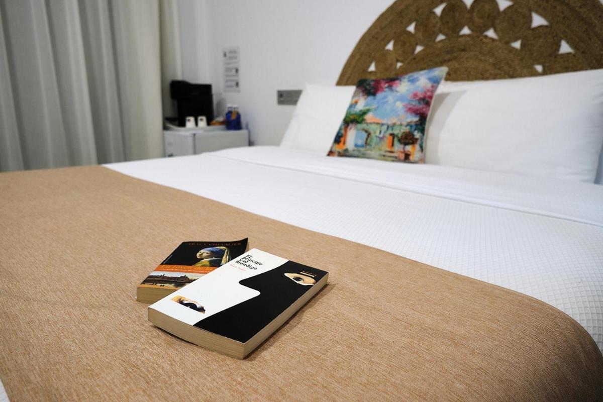 Hostal Aires Del Mar カルボネラス エクステリア 写真