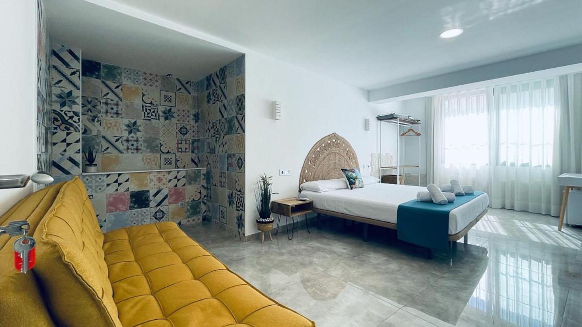 Hostal Aires Del Mar カルボネラス エクステリア 写真