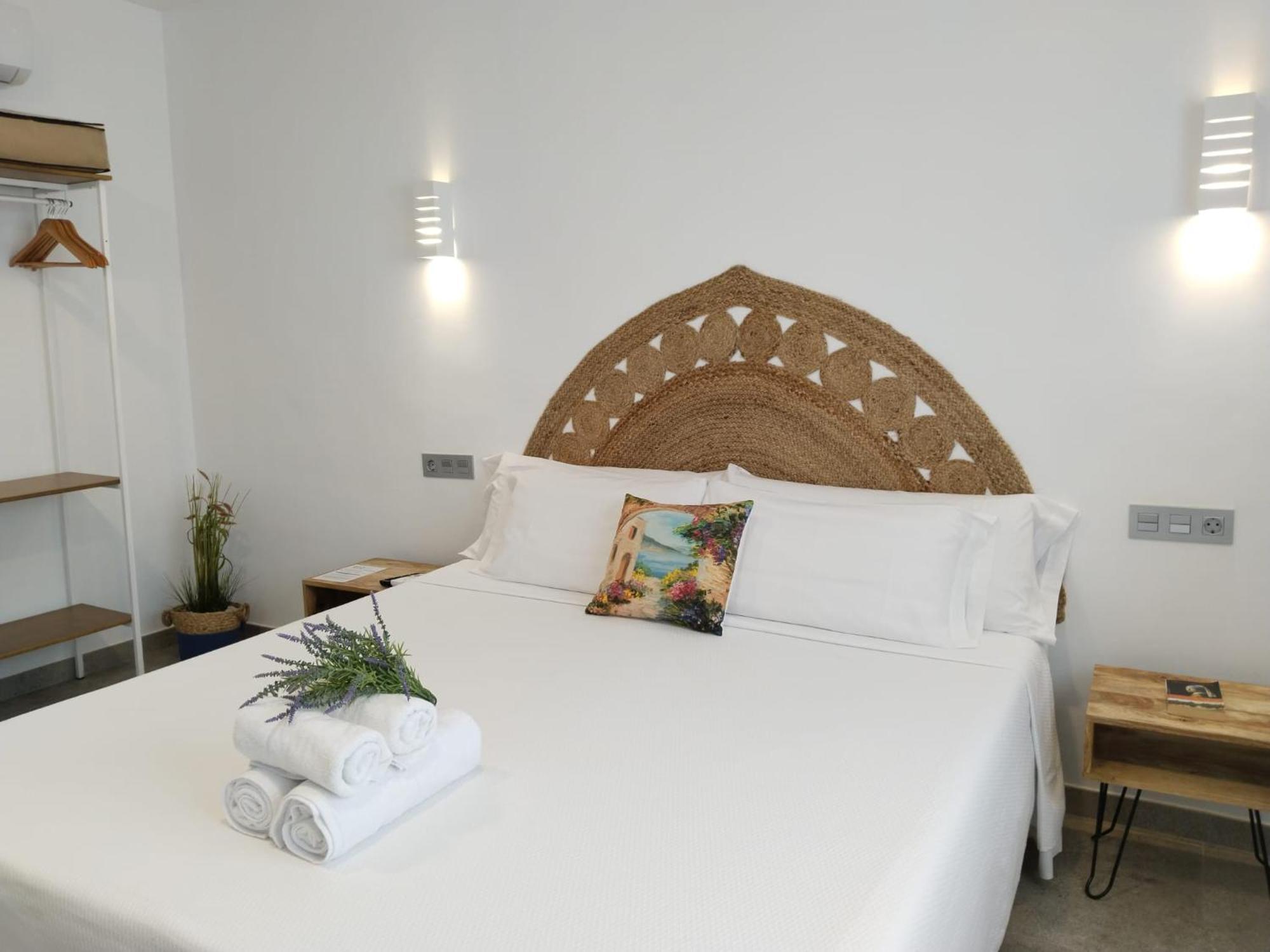 Hostal Aires Del Mar カルボネラス エクステリア 写真